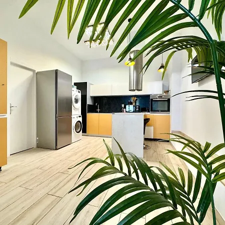 Encanto Mediterraneo En アパート *